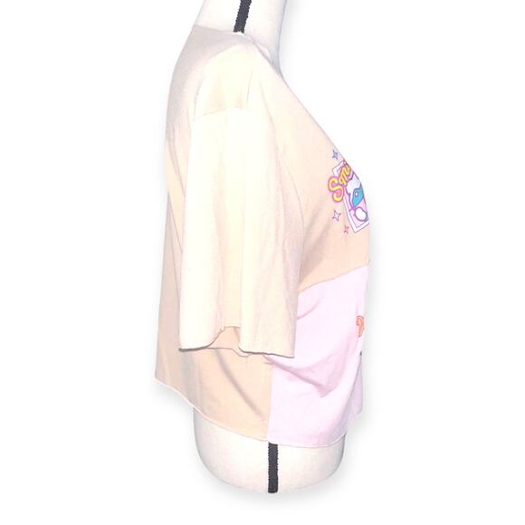 Hello Kitty Crop Shirt - Picture 6 of 7